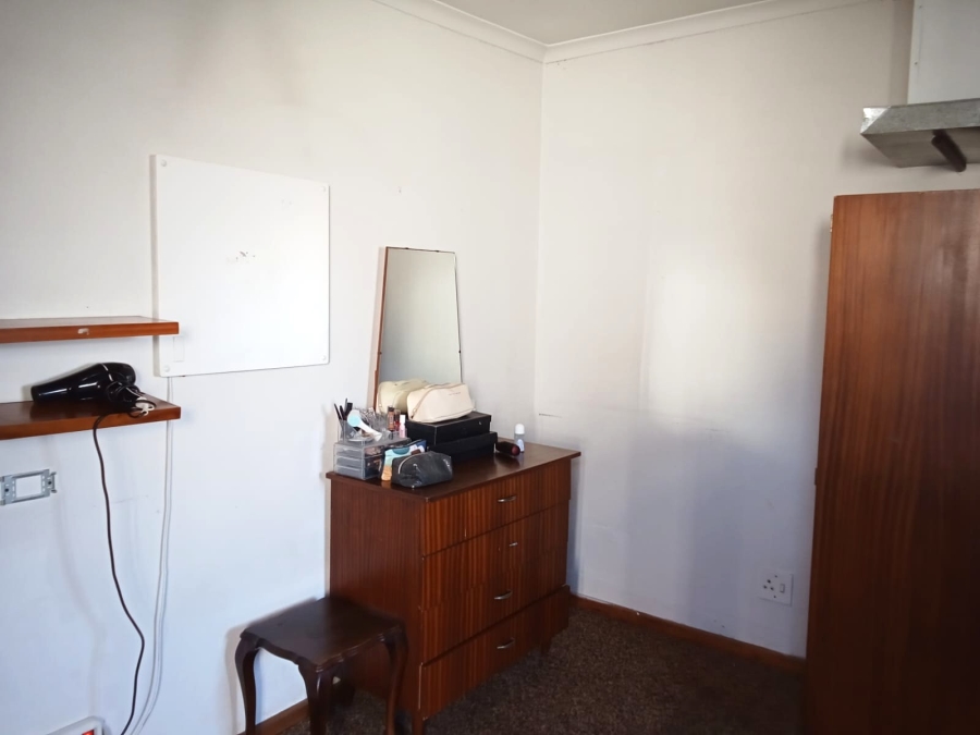 4 Bedroom Property for Sale in Bothasig Western Cape
